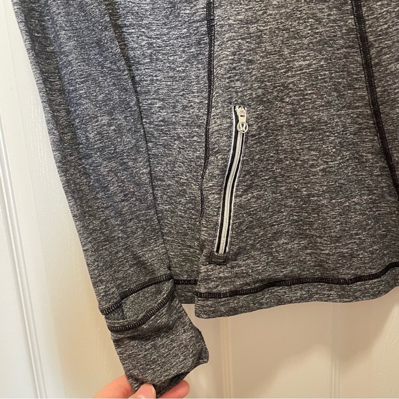 Lululemon Run Your Heart Out Pullover Black Heather 1/4 Zip Light Jacket Size S - Picture 7 of 8